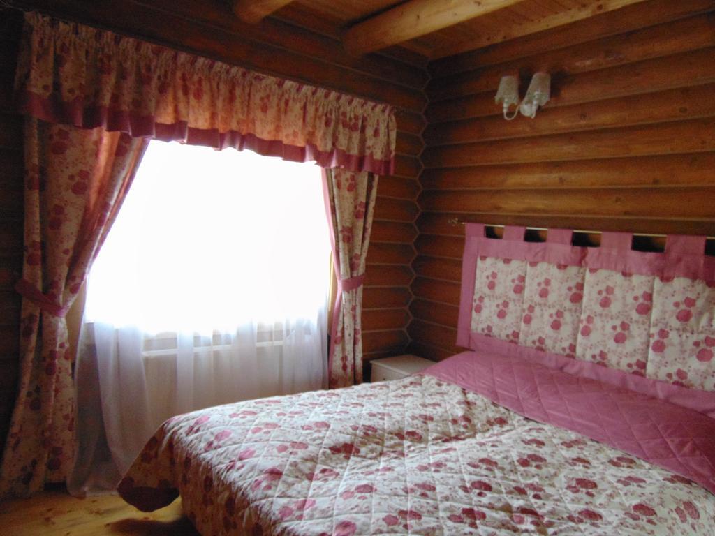 Leoslav Apartments 塔塔里夫 外观 照片